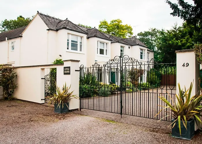 Little Manor